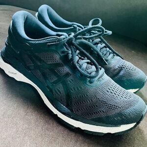 Excellent Asics GEL-Kayano 24 womens 9.5 US Medium 41.5 EUR Black